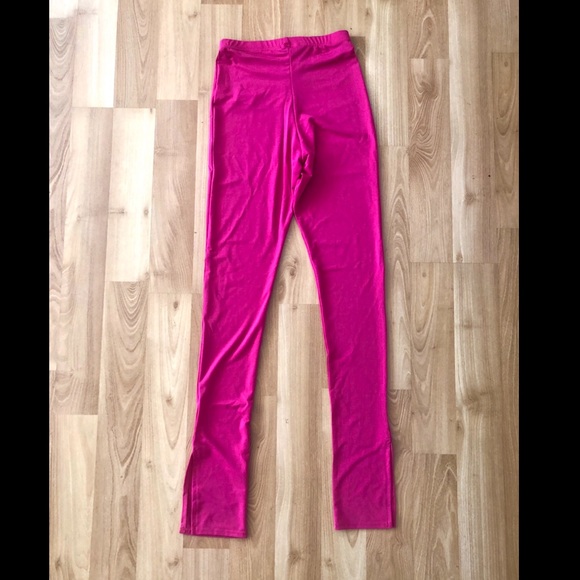 Pretty Little Thing Split Hem Leggings - Picture 3 of 5